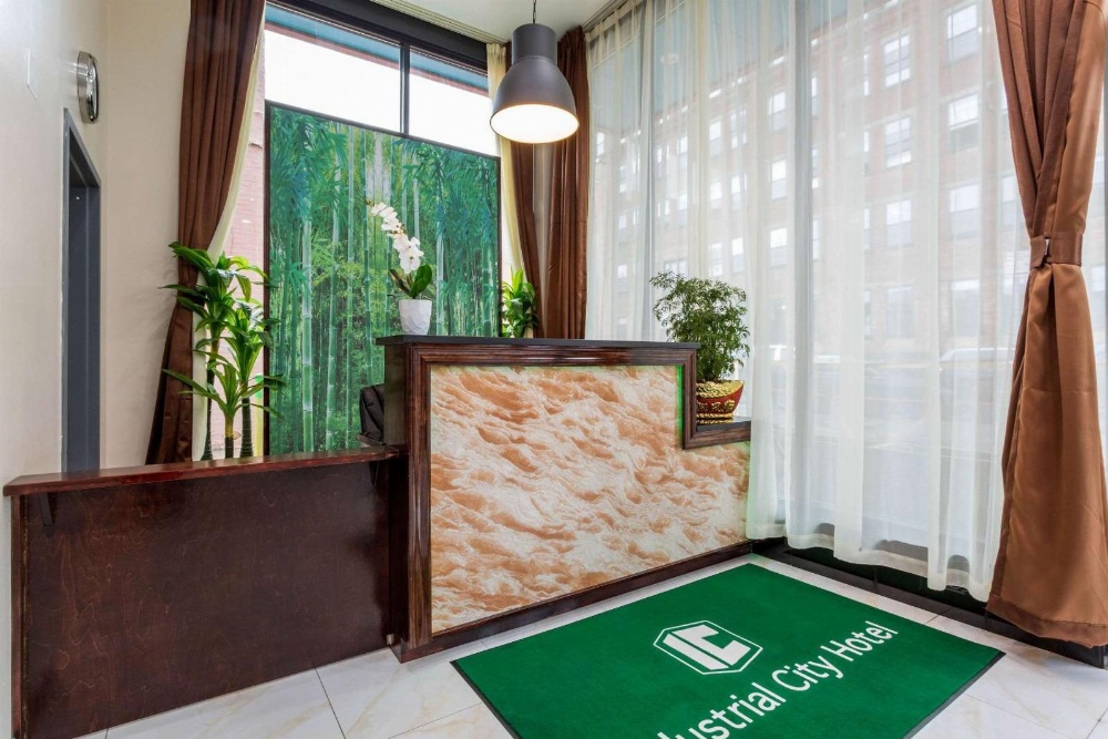 The L Hotel Main image